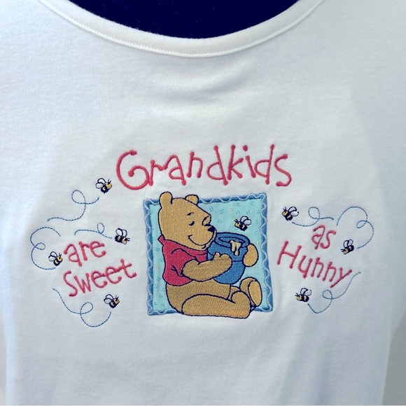 Disney Winnie the Pooh T-Shirt - Picture 2 of 6
